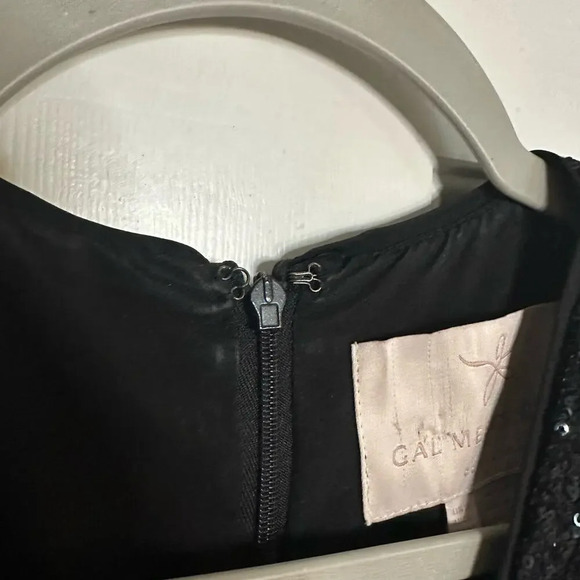 Gal Meets Glam Farris Dress Short Sleeve Sequined Mini Black Size 2 - Picture 6 of 7